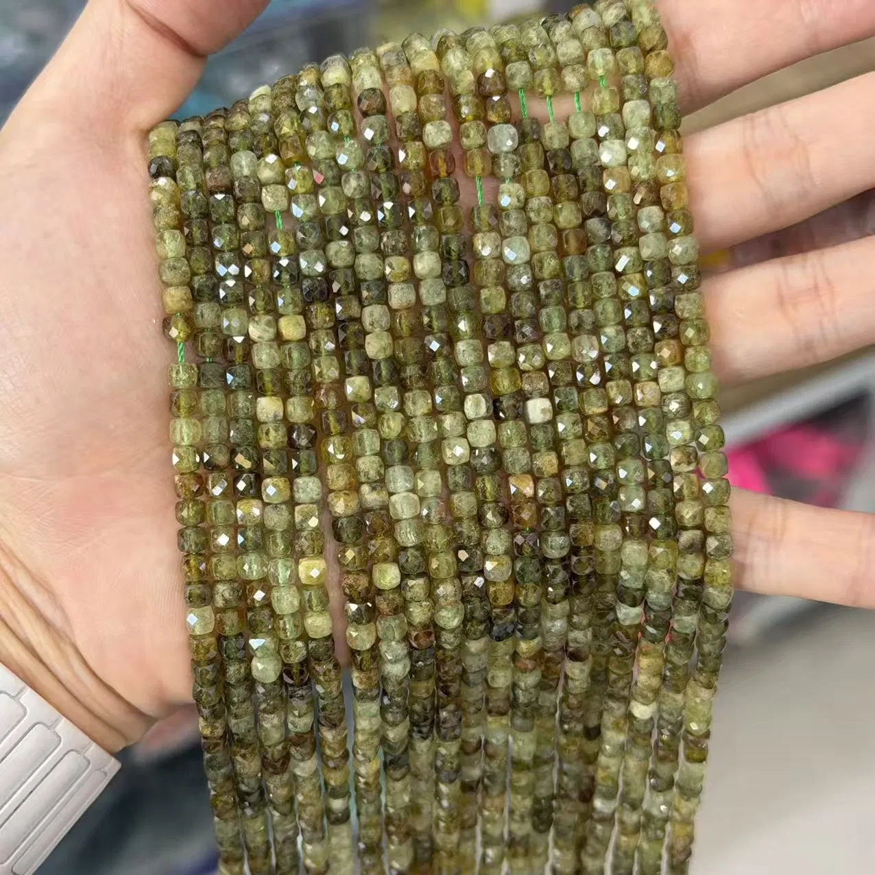 Green Garnet wholesale crystals