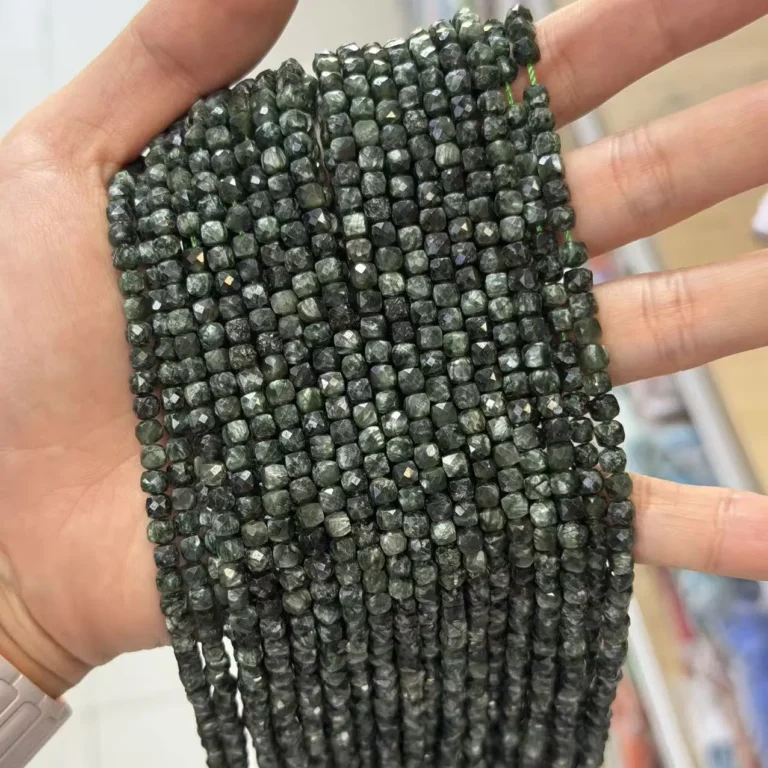 Wholesale Seraphinite 4mm Faceted Cube Bracelet Bead Strands