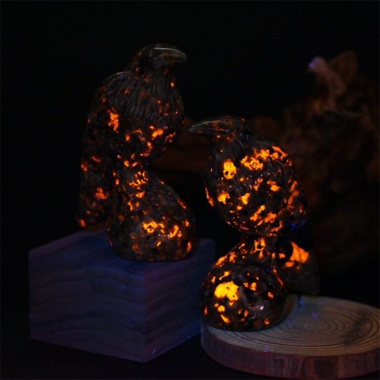 Fire Quartz Crow Crystal Carving wholesale product photo 1