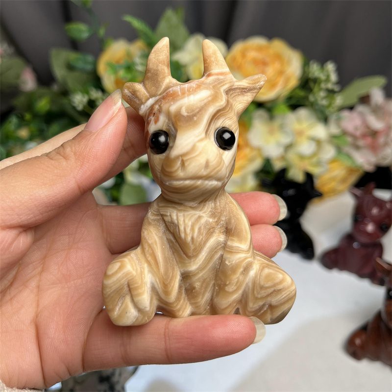 Mixed Material Cow Crystal Carving wholesale product photo 1