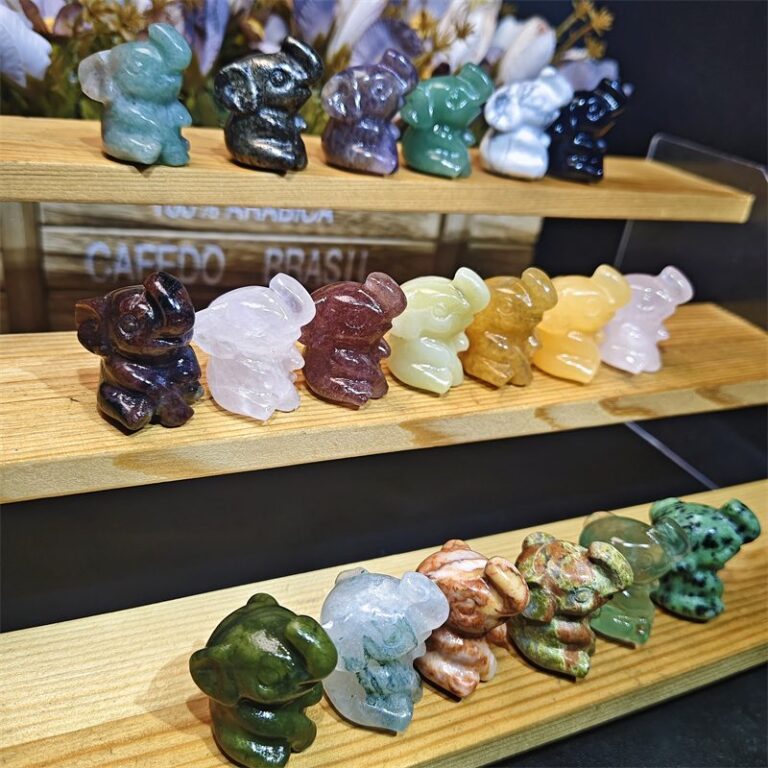 Mixed Material Sitting Elephant Crystal Carving