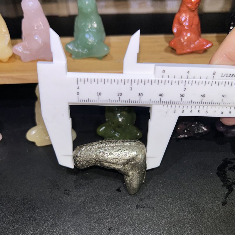 Earth Mother Crystal Carving wholesale product photo 4