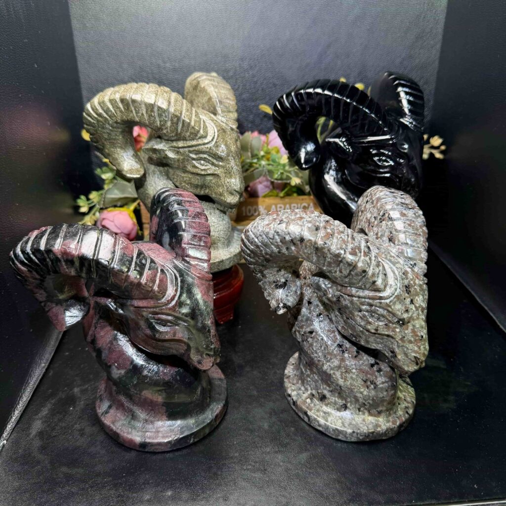 Goat Head Crystal Carving wholesale product photo 2