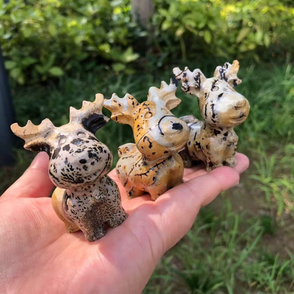 Picture Jasper Deer Crystal Carving wholesale product photo 1